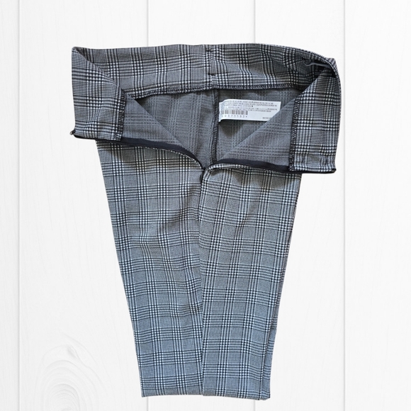Forever 21 Women's Grey Checked/Houndstooth Print High Waist Skinny Pants - Picture 13 of 16